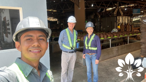 En alianza con Ecofiltro, ¡llevamos agua segura  para consumo a niños de Sayaxché!