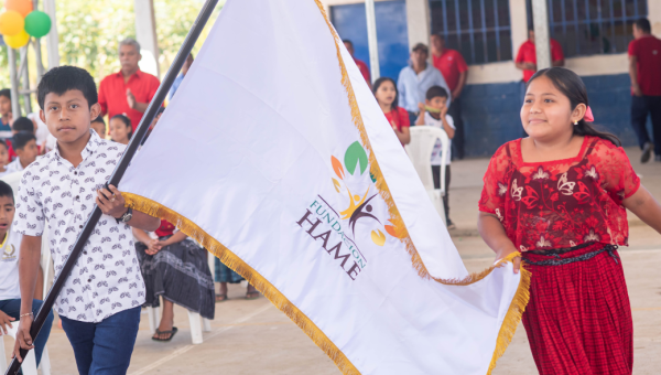 ¡450 niños y niñas de La Ceiba tienen nuevas aulas!